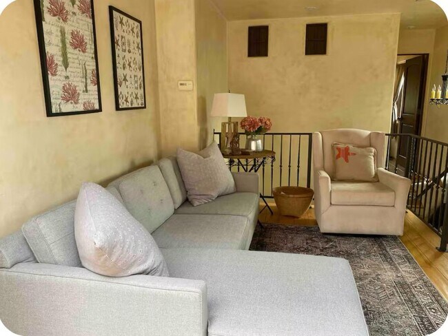 Building Photo - 759 Rockaway Beach Ave