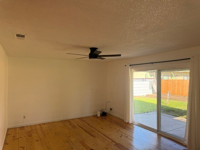 Building Photo - Stockton 3 Bedroom 2 Bathroom Home Solar Power