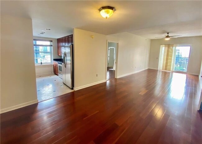 Building Photo - 195 14th St NE