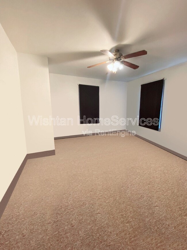 Building Photo - 524 N Johnson St
