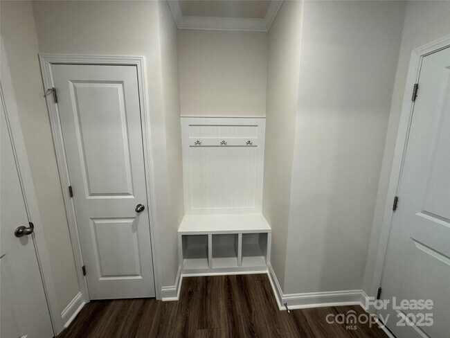 Building Photo - 4177 Steel Wy