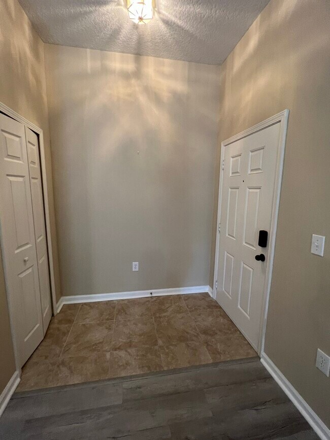 Building Photo - 13848 Herons Landing Way