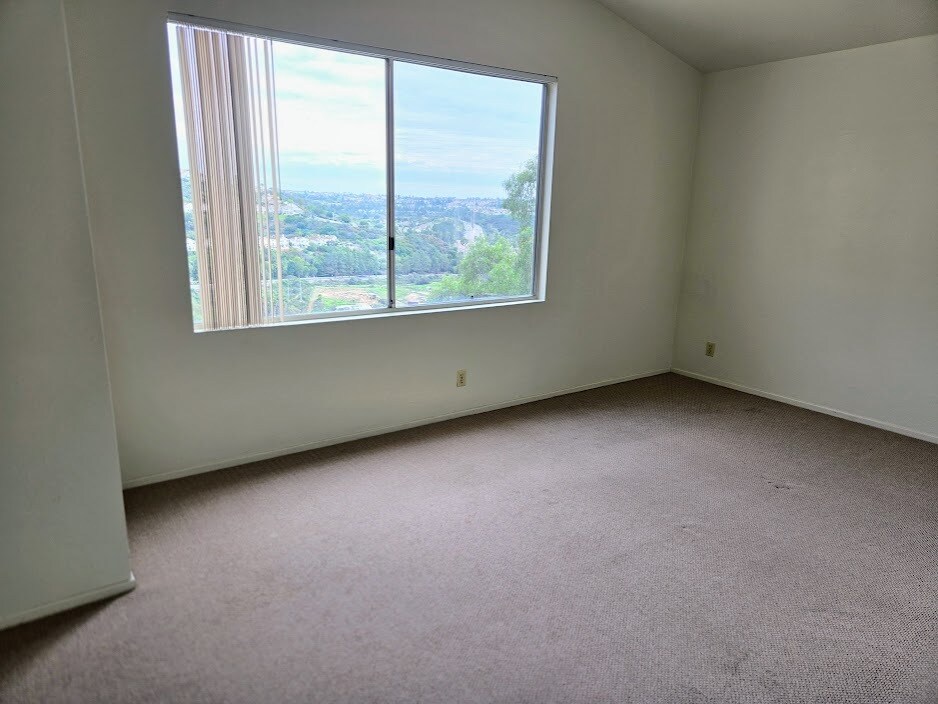 Building Photo - 12445 Salmon River Rd