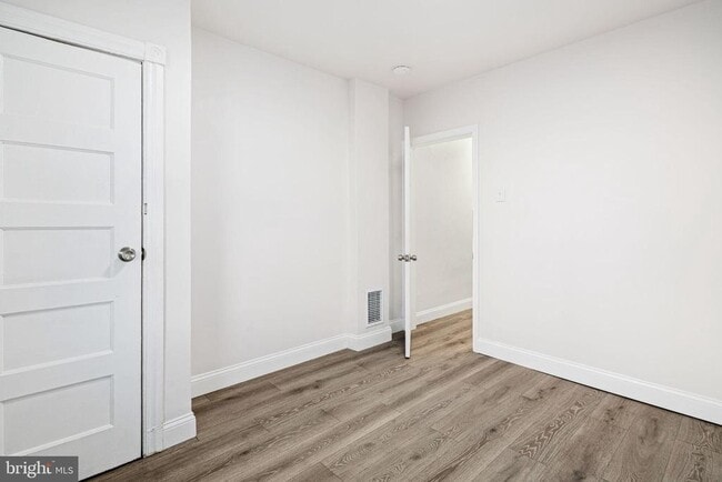 Building Photo - 5907 Osage Ave