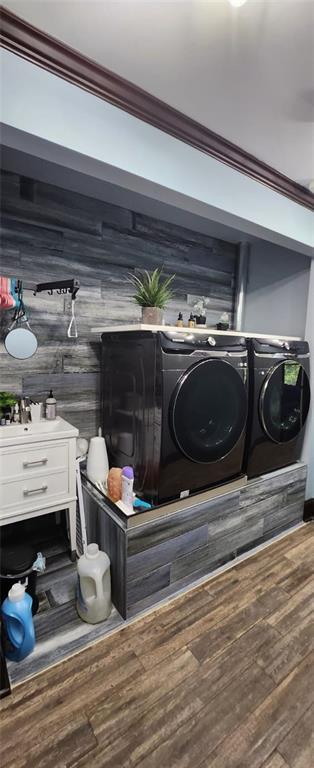 Building Photo - 5583 Julian Pl