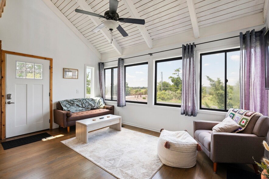 Comes unfurnished - 8439 River Rd