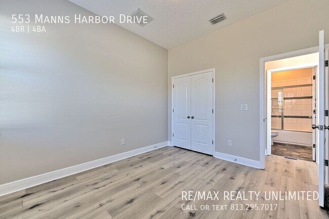Building Photo - 553 Manns Harbor Dr