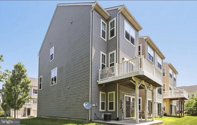 Building Photo - 109 Bellingham Dr