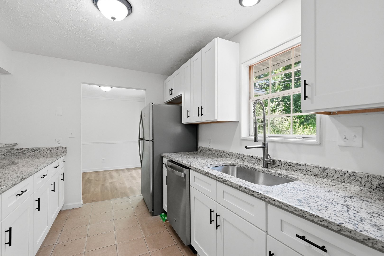 Building Photo - 106 Sterling Ct