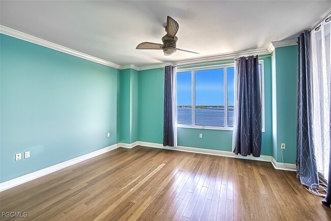 Building Photo - 2104 W First St