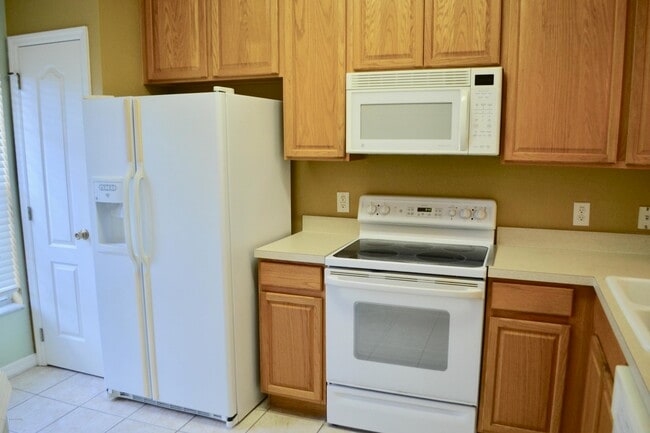 Building Photo - 1372 Hampton Park Ln