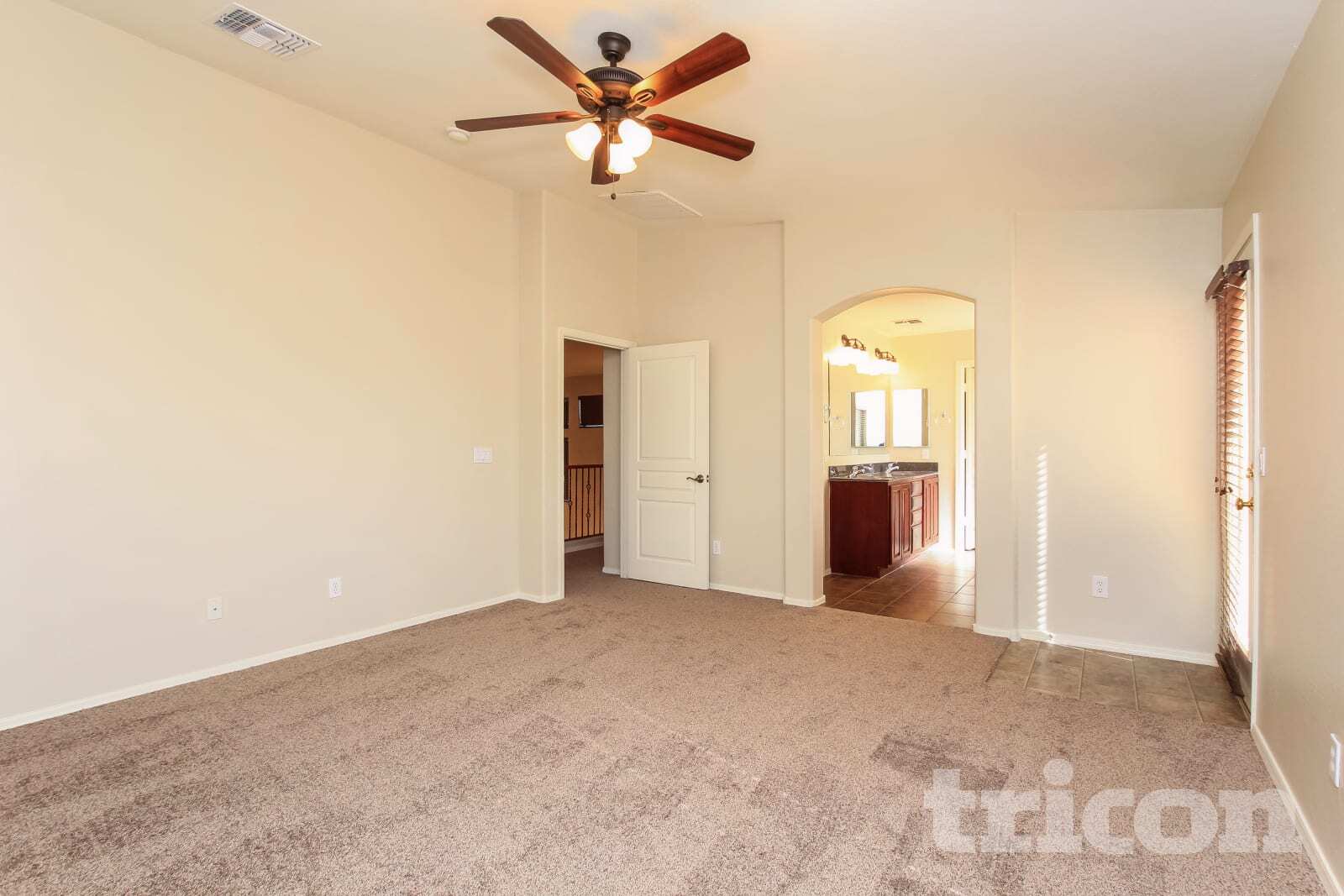 Building Photo - 16163 W Yucatan Dr