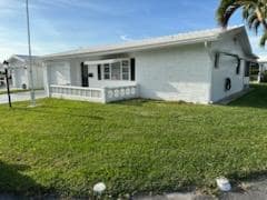 Building Photo - 1901 SW 14th Ave