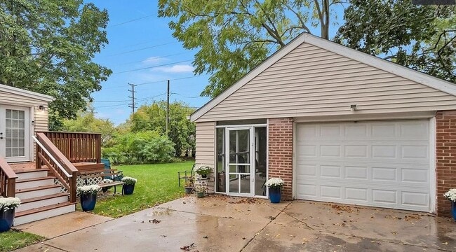 Building Photo - 4050 Harvard Terrace