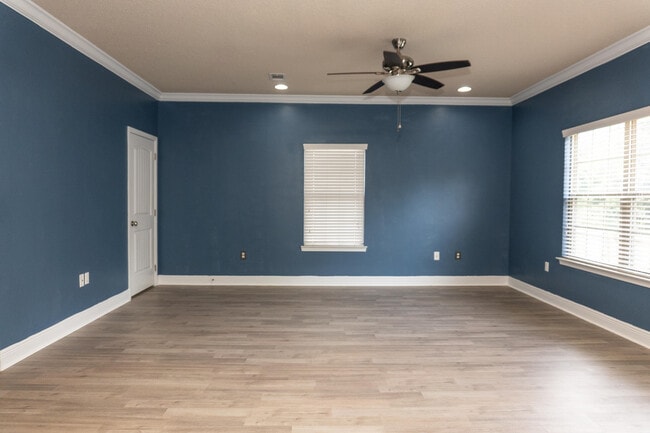 Building Photo - 3366 Wild Hare Ln