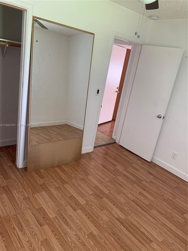 Building Photo - 4501 SW 25th St