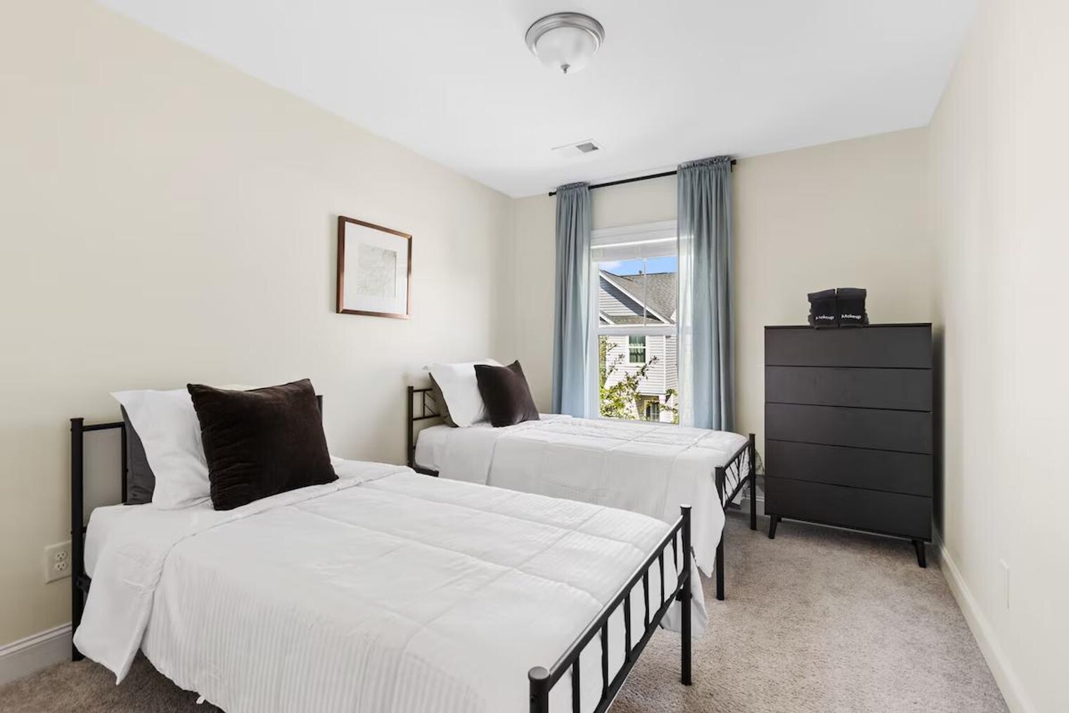 Building Photo - 739 Jacobs Millpond Rd