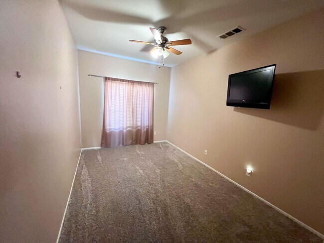 Building Photo - Wonderful 4 bedroom Single Story Murrieta Home for LEASE!