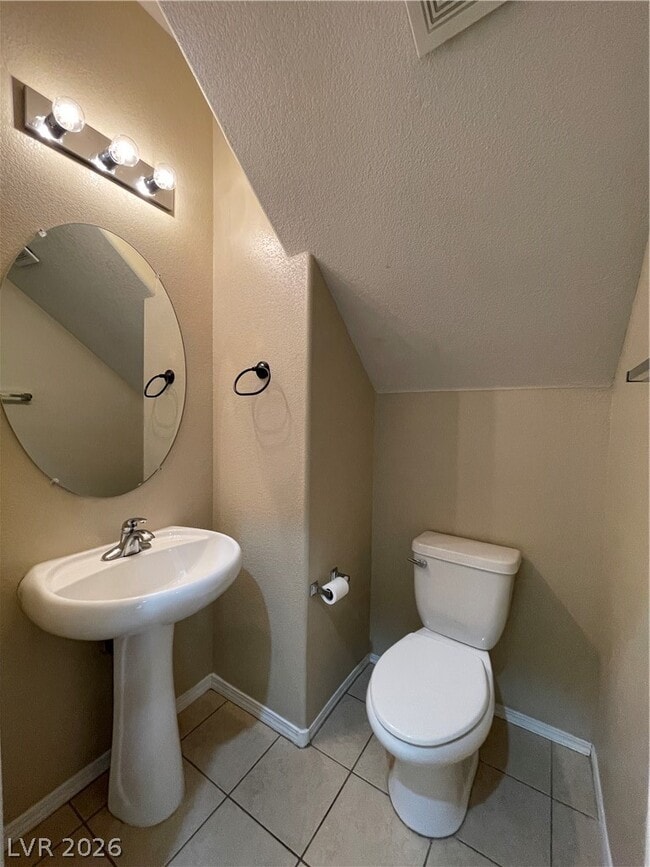 Building Photo - 10273 Bayhead Beach Ave