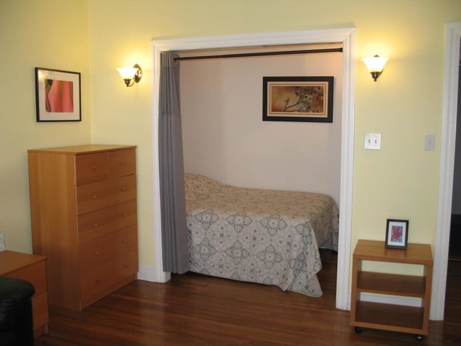 sleeping room - 903 7th St