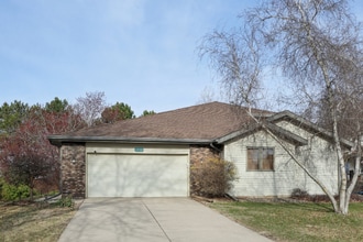 Building Photo - 1214 N High Point Rd