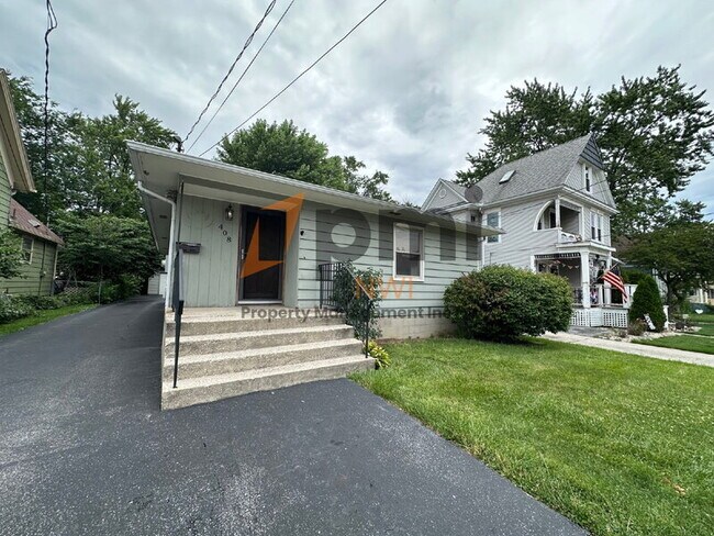 Building Photo - 408 E Clark St