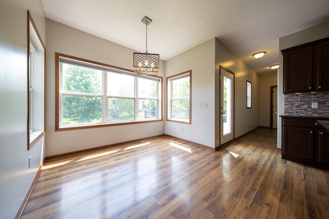 Building Photo - 15515 59th Pl N