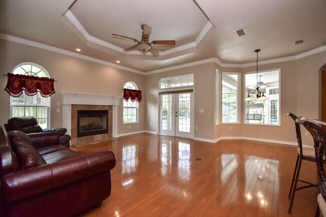 Building Photo - Spacious 4BR + Office Home with Pool in Garison Way