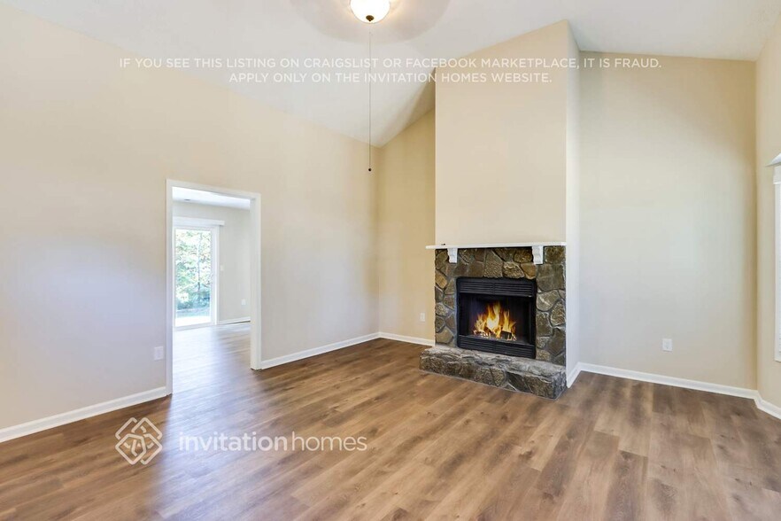 Building Photo - 292 Oak Ridge