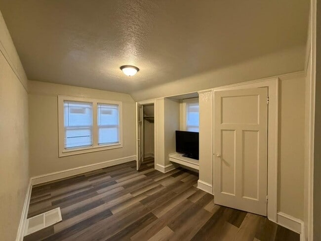 Building Photo - 2736 N 52nd St