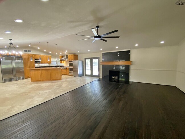 Building Photo - 4514 Shady Ln