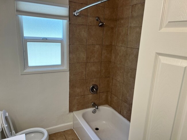 Building Photo - 3141 N Inyo St