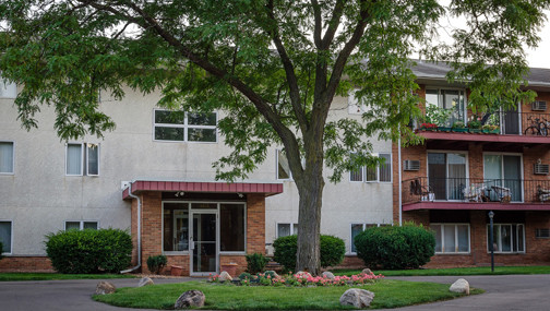 Building Photo - Creek View Apartment Homes 8817 w 35th st.