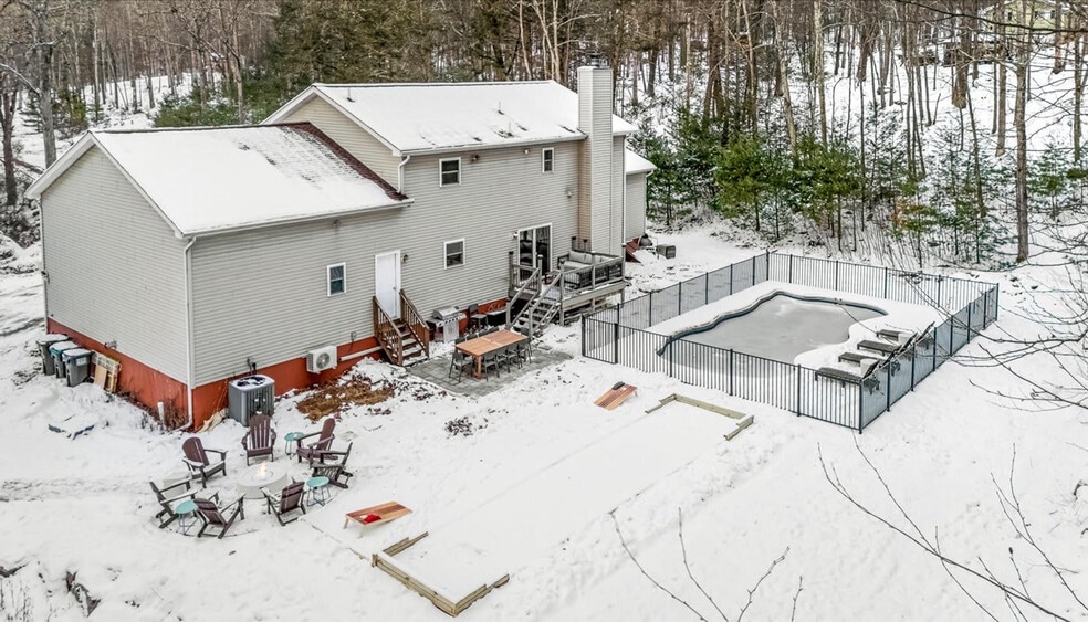 Building Photo - 280 Canal Rd