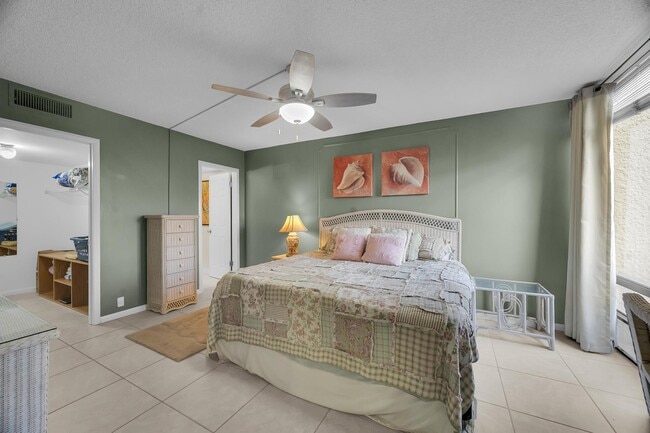 Building Photo - 3492 NE Causeway Blvd