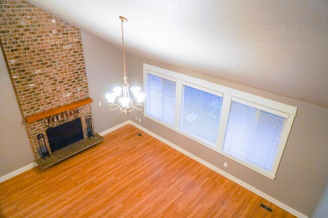 Building Photo - Beautiful 3 Bedroom Home in Wilsonville