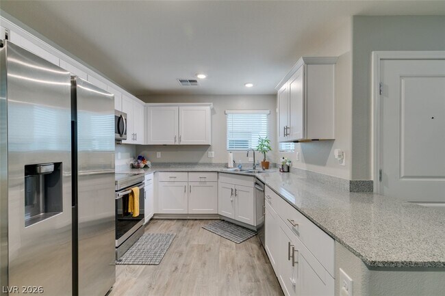 Building Photo - 12349 Golden Wreath Rd