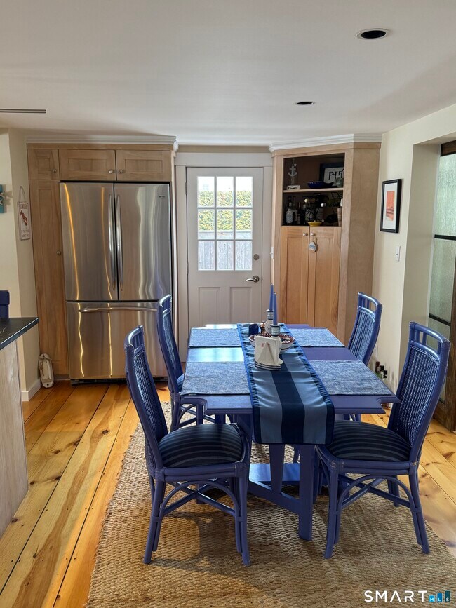 Building Photo - 84 Waterside Ln