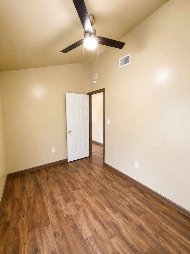 Building Photo - 5867 Althea Ave