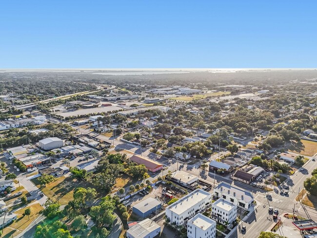Building Photo - Modern Townhome For Lease in downtown St Pete and Warehouse Arts District