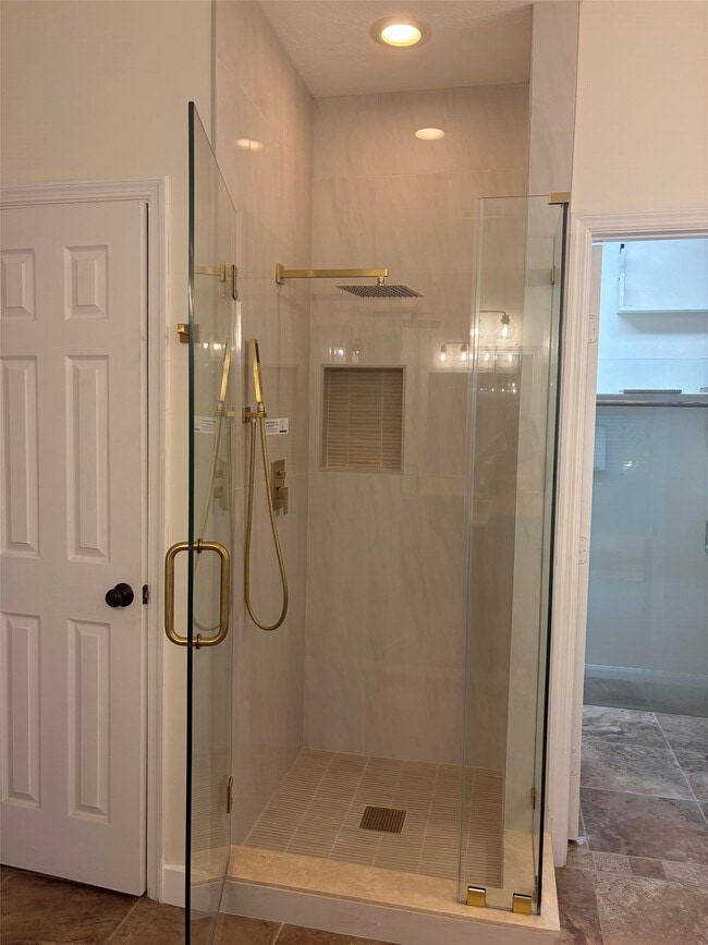 Building Photo - 22 E Sterling Pond Cir