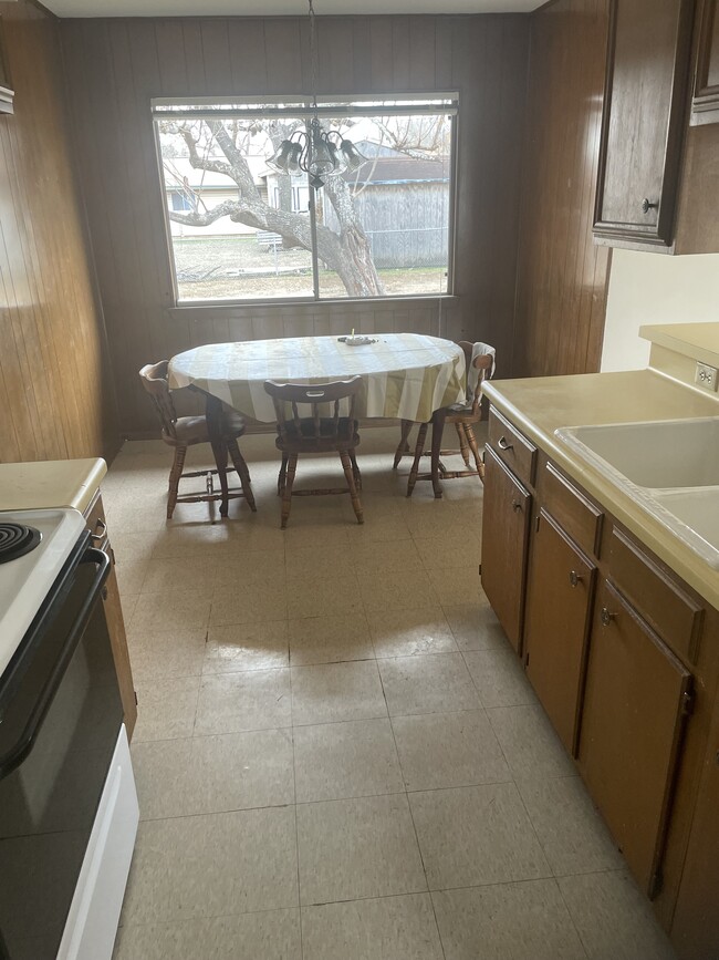 Building Photo - 4530 Longvale Dr