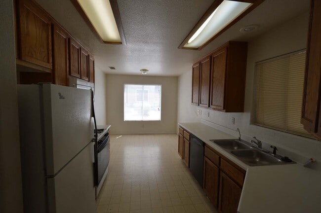 Building Photo - 1420 Jamielinn Ln
