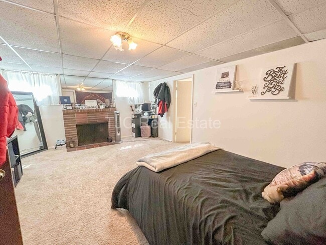 Building Photo - 1939 Olive St