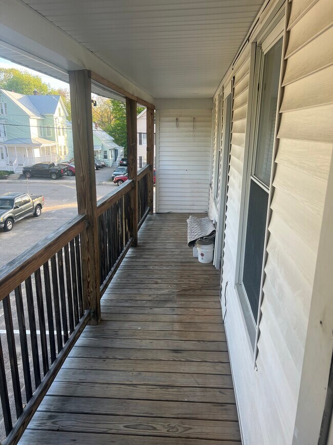 Building Photo - 86 Cottage St