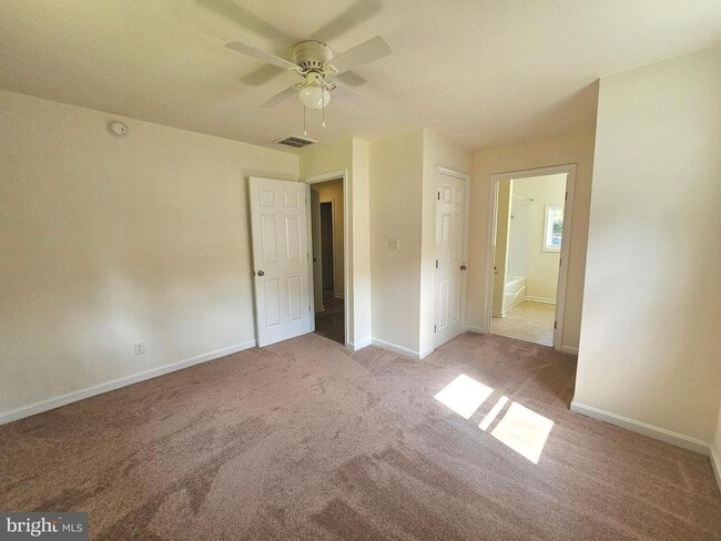 Building Photo - 58 Edgewood Rd
