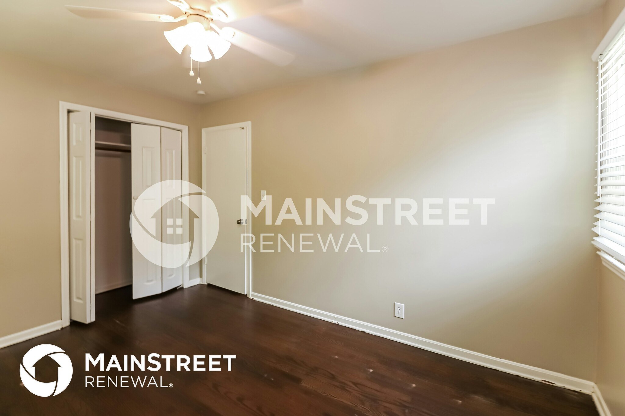 Building Photo - 7200 Willow Ave