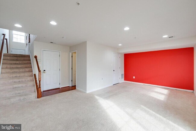Building Photo - 2939 Sedgemore Pl