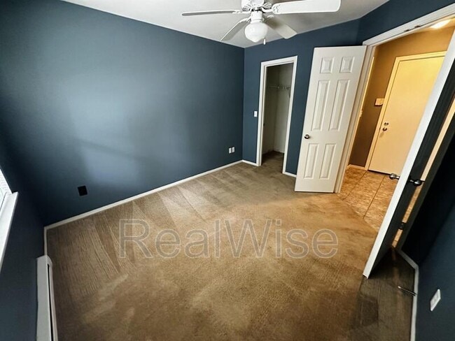 Building Photo - 1713 SE Cutter Ln