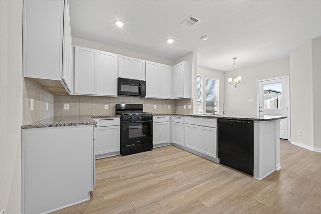 Building Photo - 25331 Yellowbells Pl